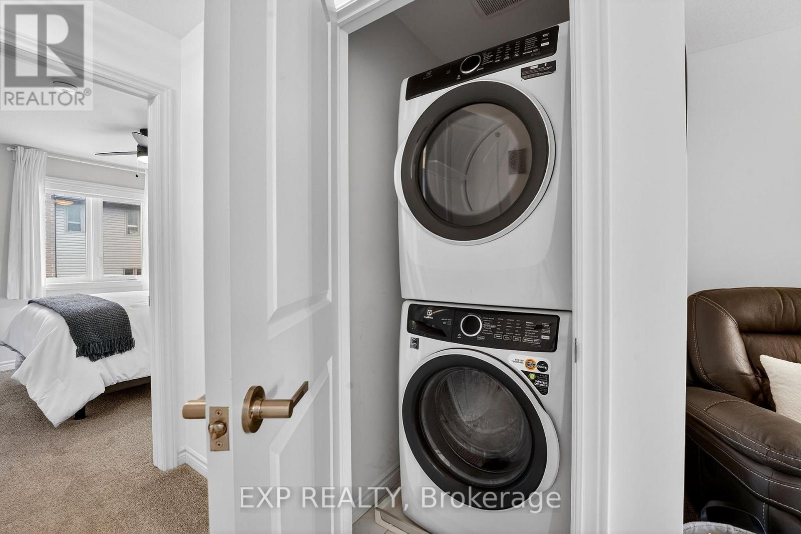 4037 Crown Street, Lincoln, Ontario  L3J 0S2 - Photo 27 - X12894468