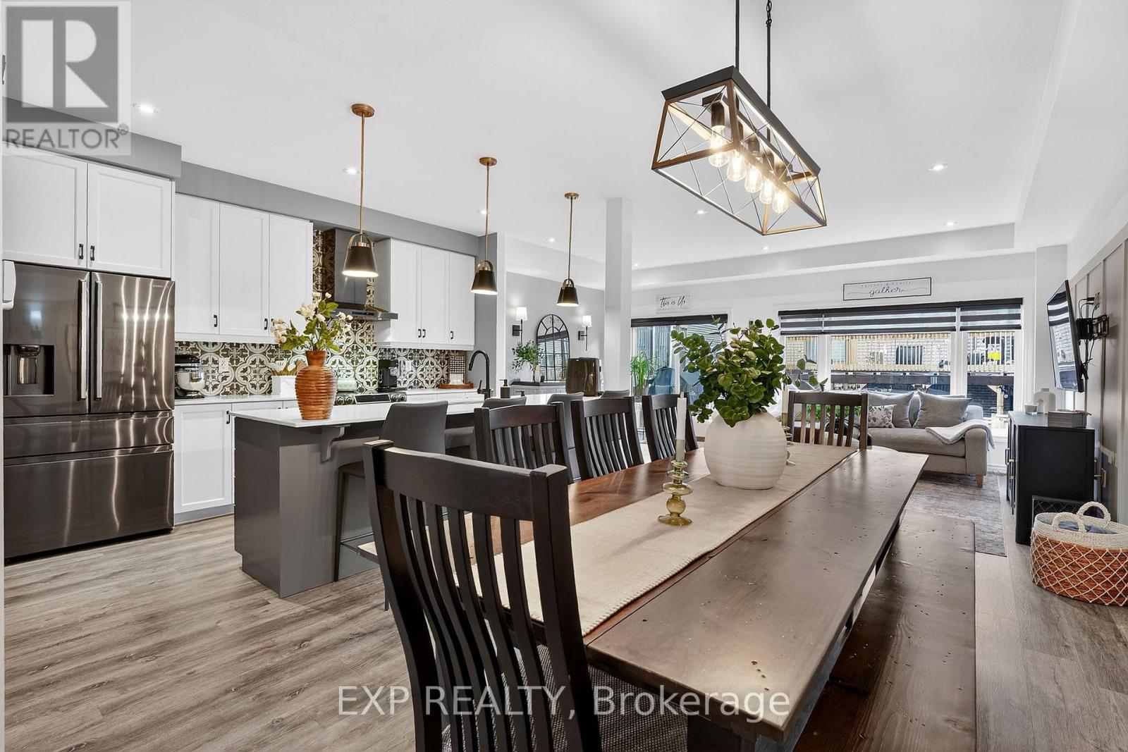 4037 Crown Street, Lincoln, Ontario  L3J 0S2 - Photo 3 - X12894468