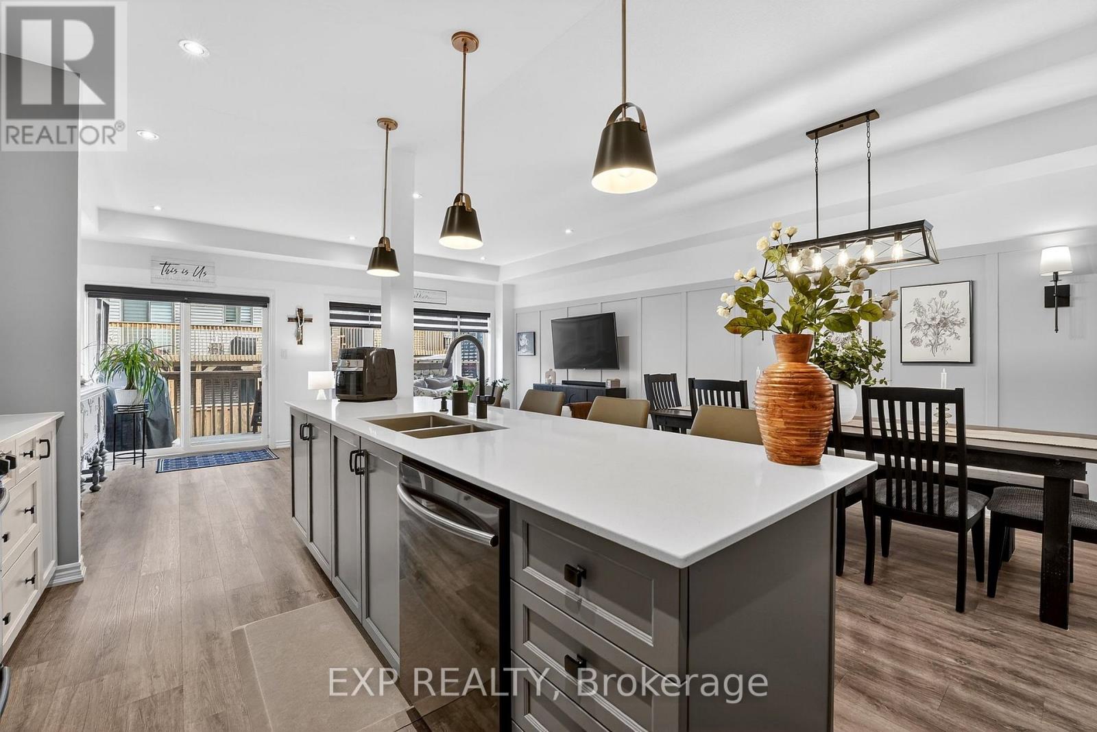 4037 Crown Street, Lincoln, Ontario  L3J 0S2 - Photo 8 - X12894468