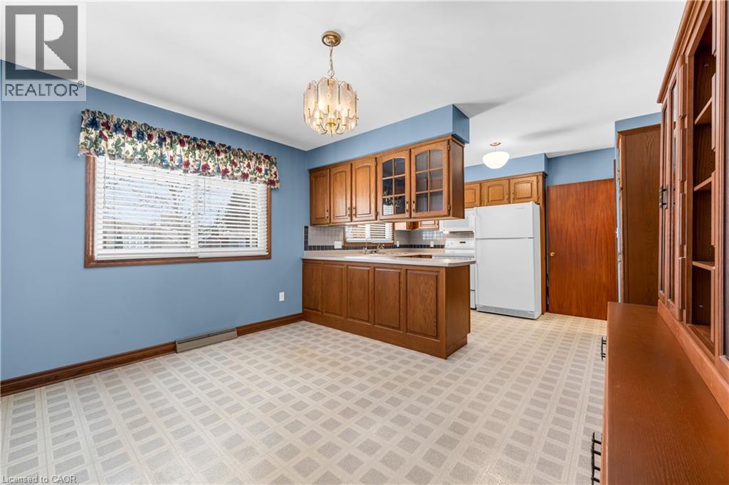 25 Armour Drive, Welland, Ontario  L3C 2P1 - Photo 9 - 40805874