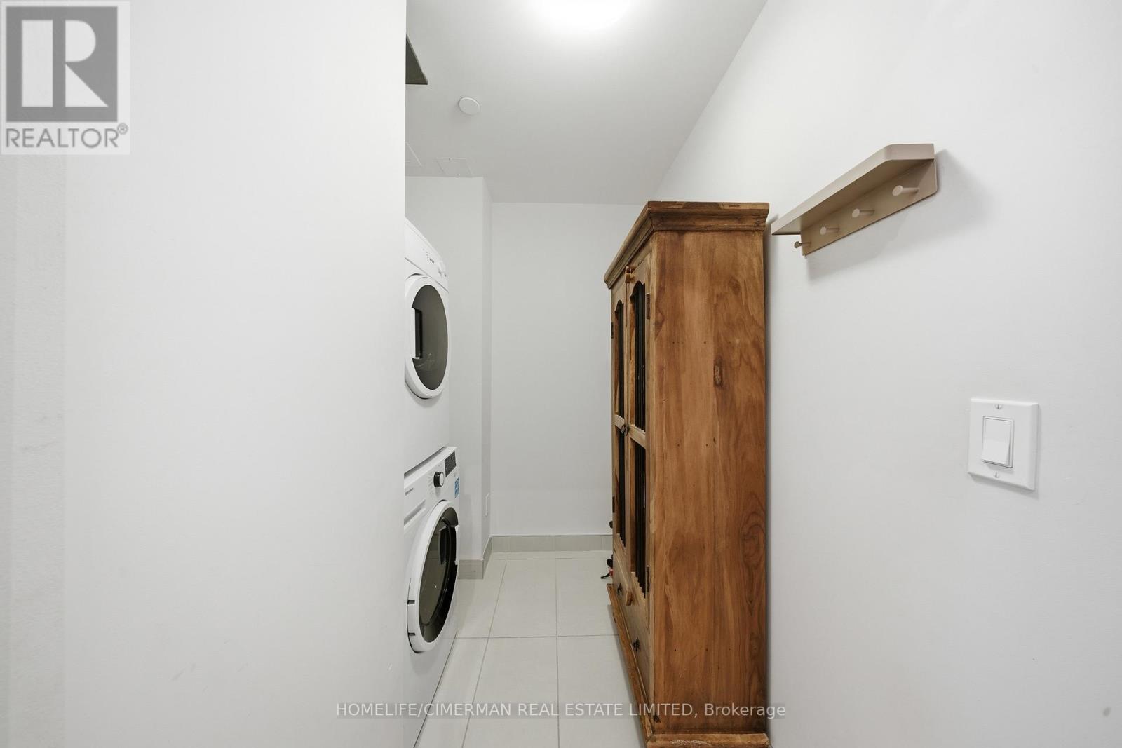 426 - 1030 King Street W, Toronto, Ontario  M6K 0B4 - Photo 8 - C12894396