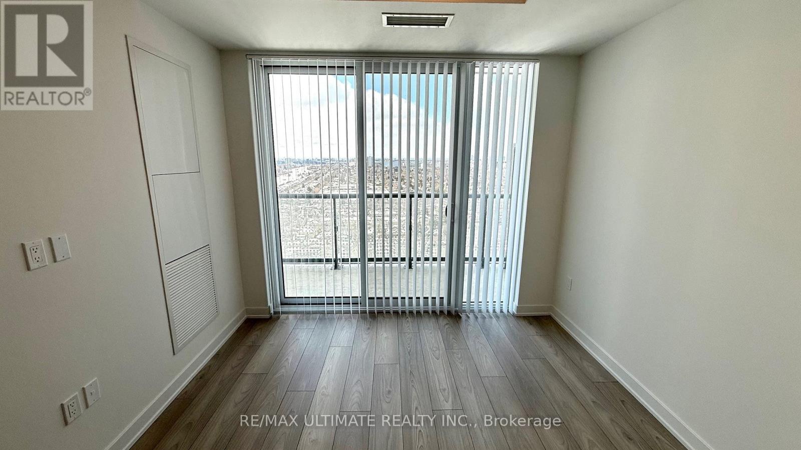 2401 - 5858 Yonge Street, Toronto, Ontario  M2M 0C6 - Photo 13 - C12894414