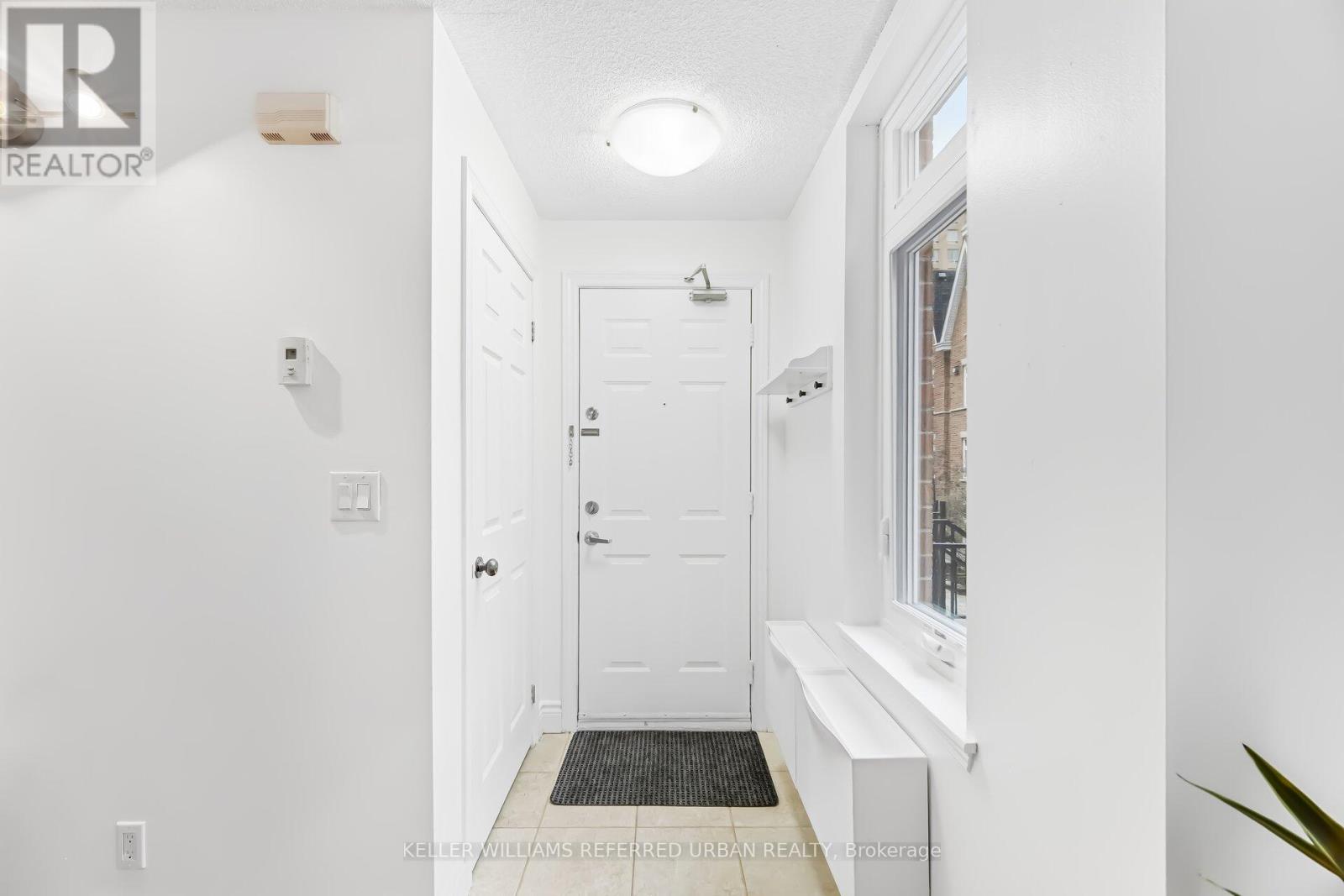 25 - 83 Lillian Street, Toronto, Ontario  M4S 2H7 - Photo 3 - C12894458