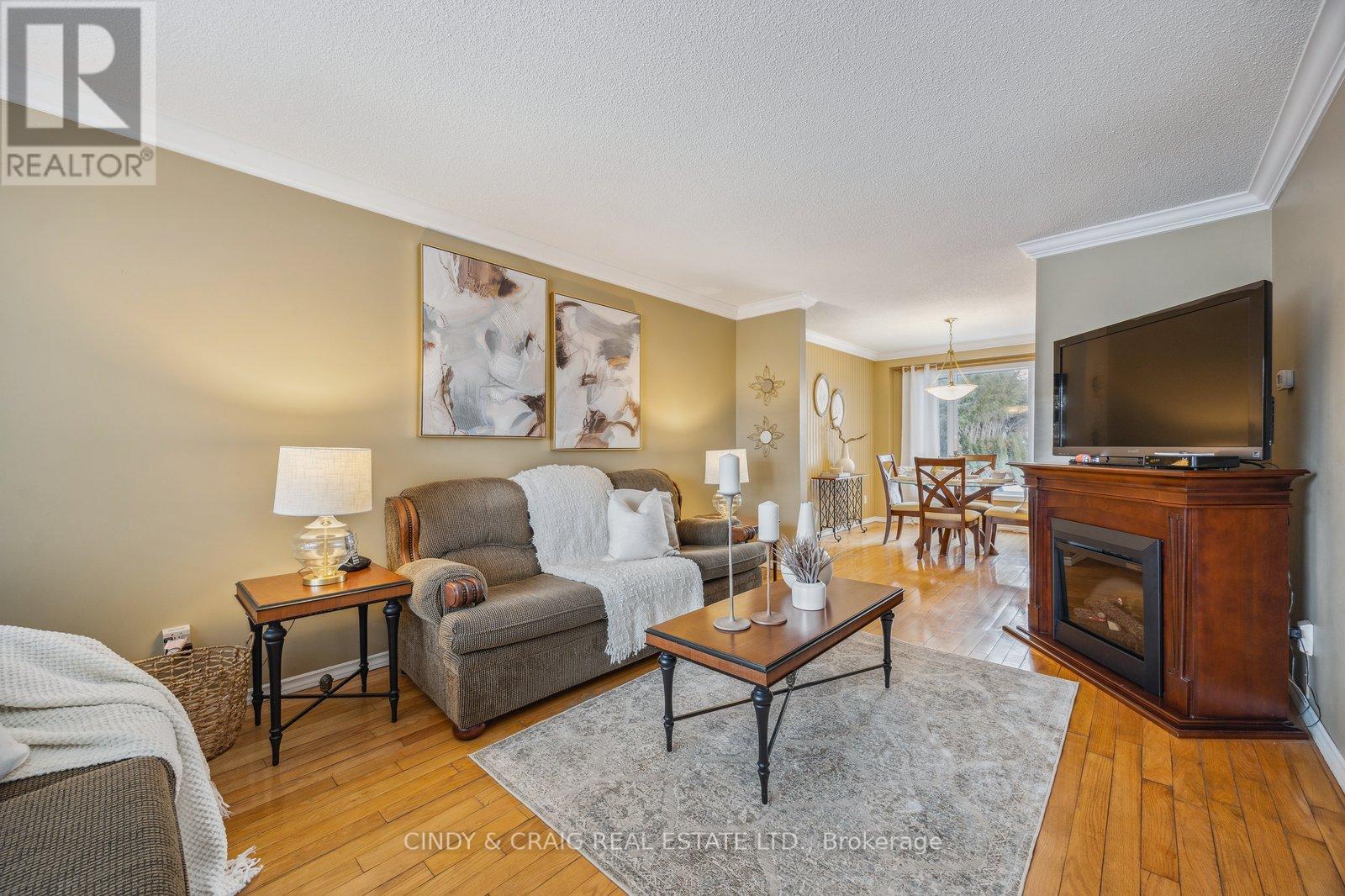 840 Charisma Crescent, Oshawa, Ontario  L1J 7S8 - Photo 3 - E12894462