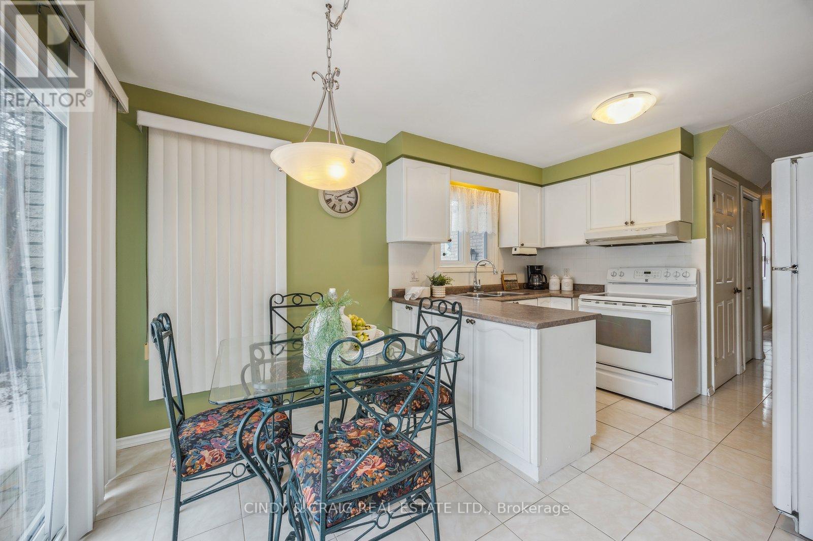 840 Charisma Crescent, Oshawa, Ontario  L1J 7S8 - Photo 6 - E12894462