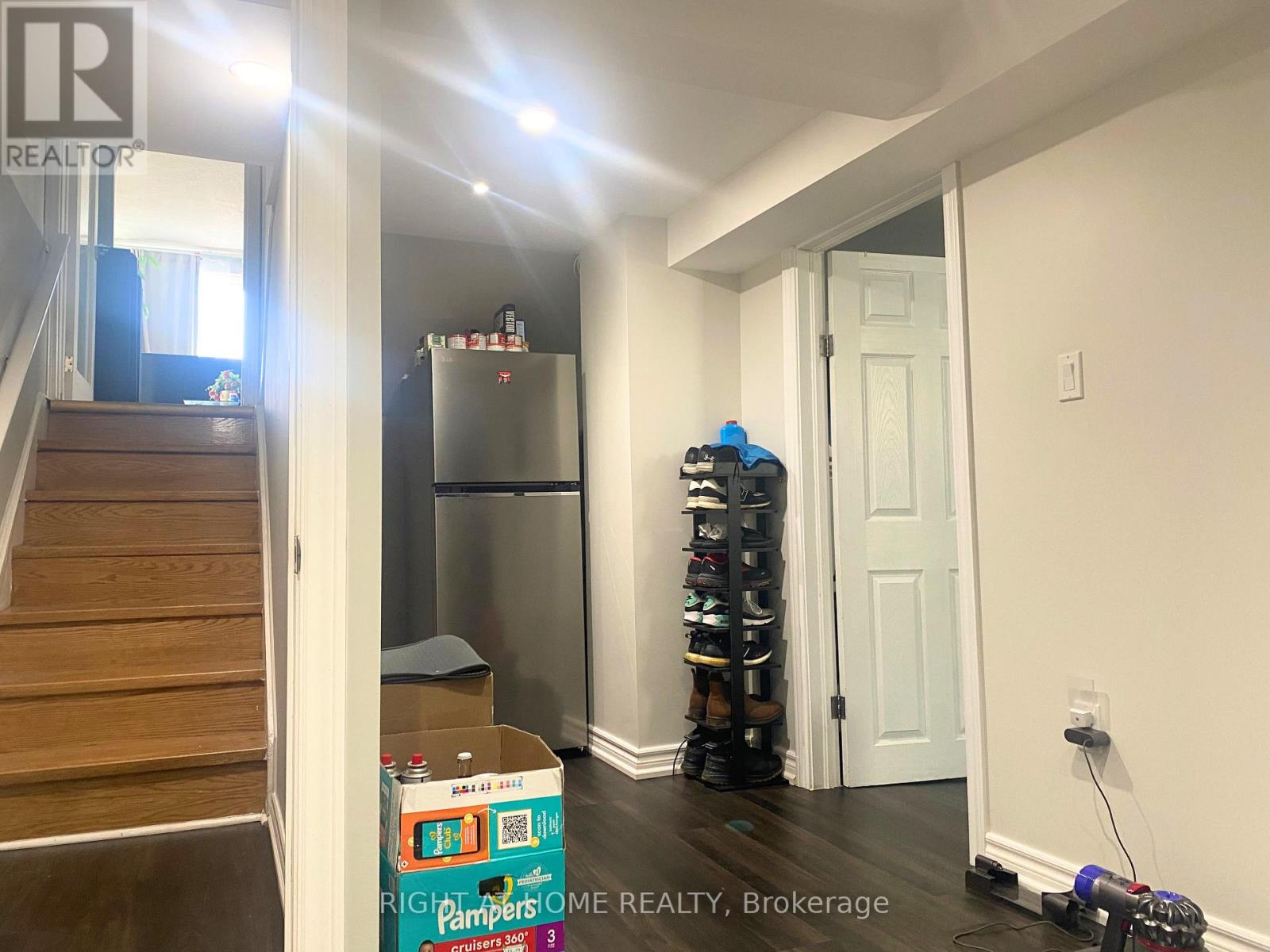 52 Bonnechere Crescent, Toronto, Ontario  M1K 4Z3 - Photo 13 - E12894480