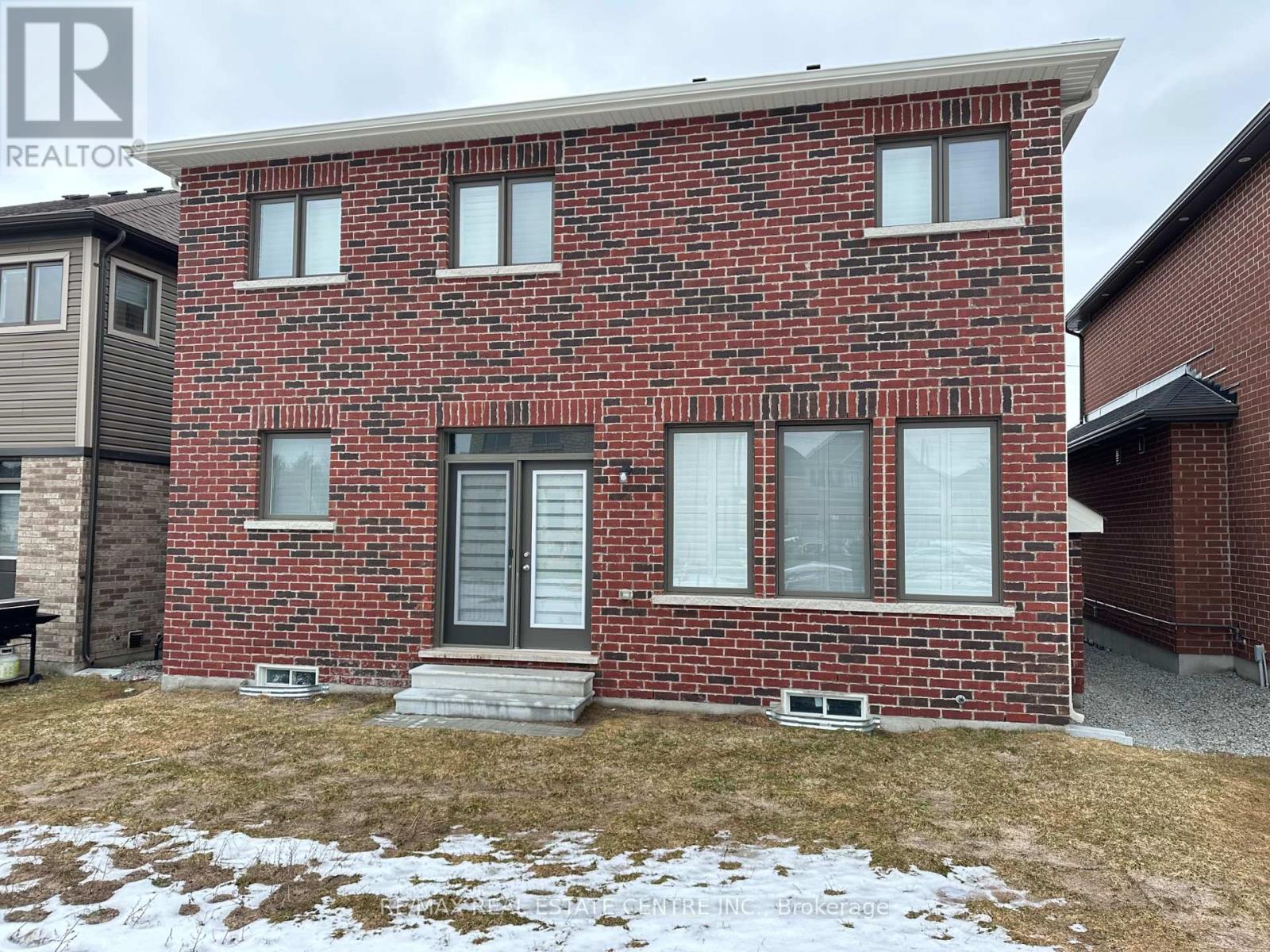 70 Wakefield Boulevard, Essa (Angus), Ontario  L3W 0L9 - Photo 31 - N12894422