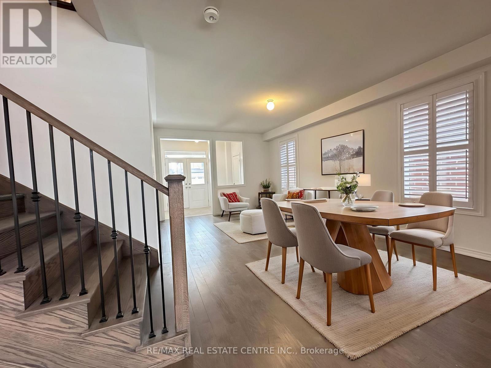 70 Wakefield Boulevard, Essa (Angus), Ontario  L3W 0L9 - Photo 6 - N12894422