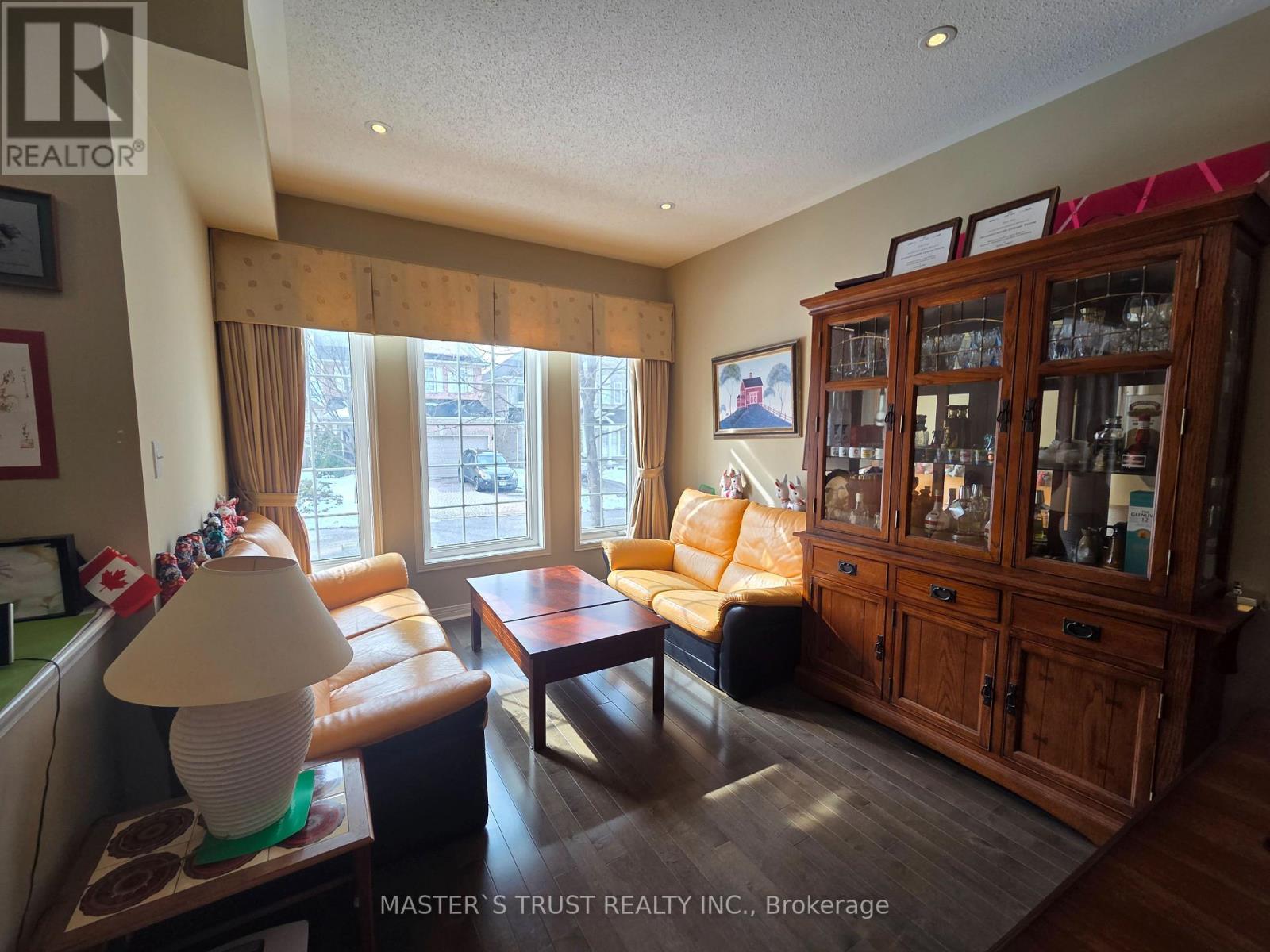 45 Sharon Lee Drive, Markham (Berczy), Ontario  L6C 2K2 - Photo 3 - N12894440