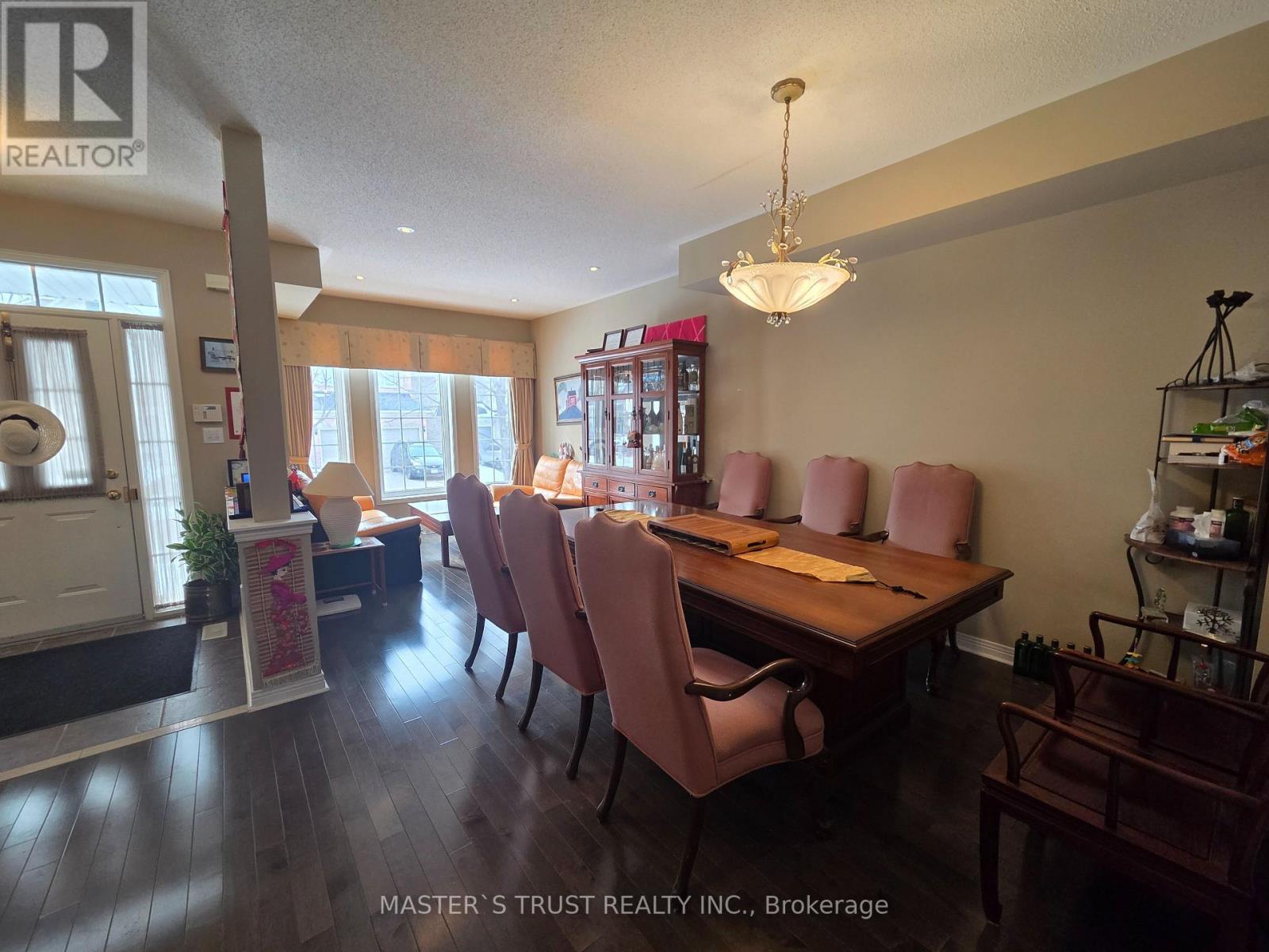 45 Sharon Lee Drive, Markham (Berczy), Ontario  L6C 2K2 - Photo 6 - N12894440