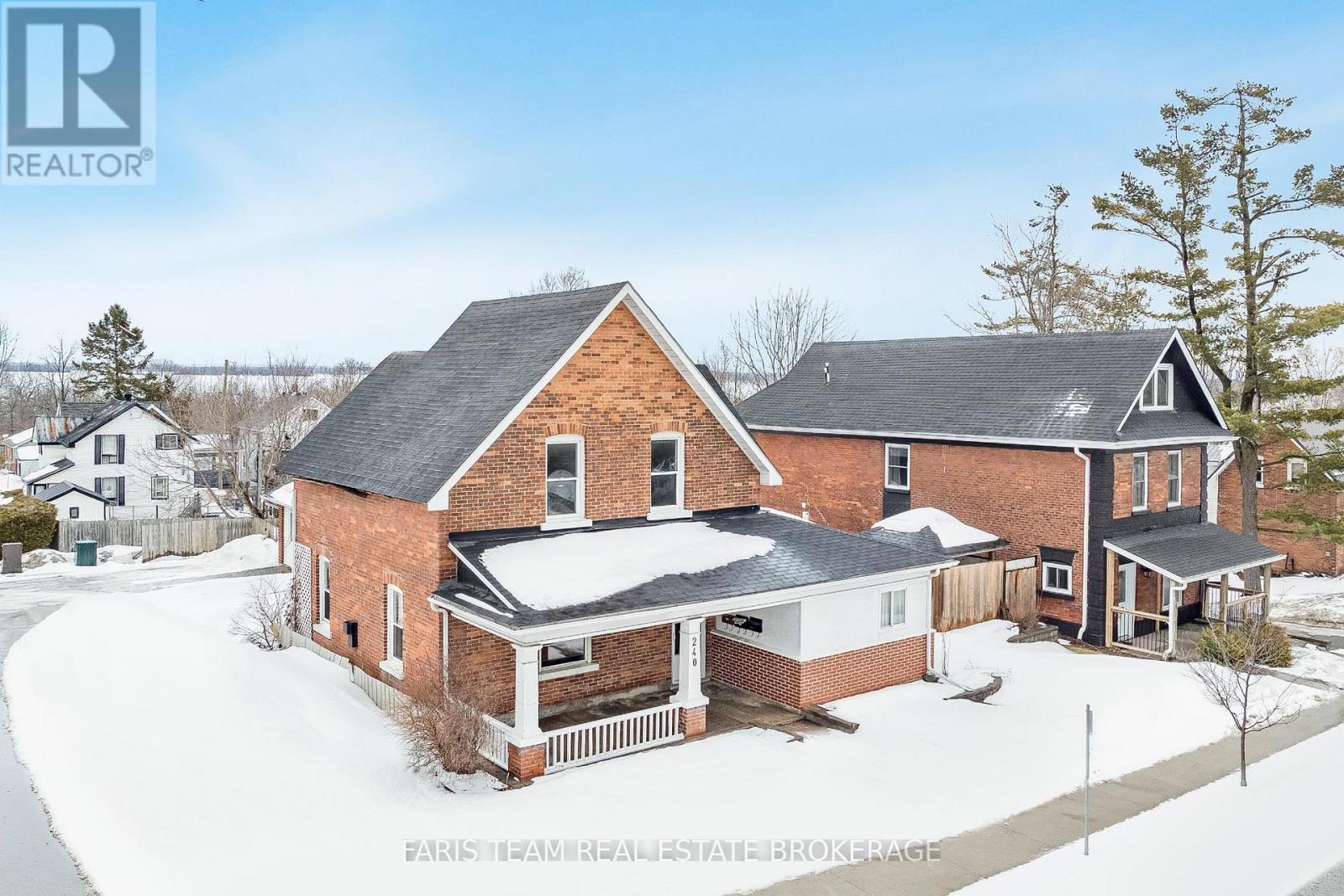 240 LACLIE STREET, orillia, Ontario
