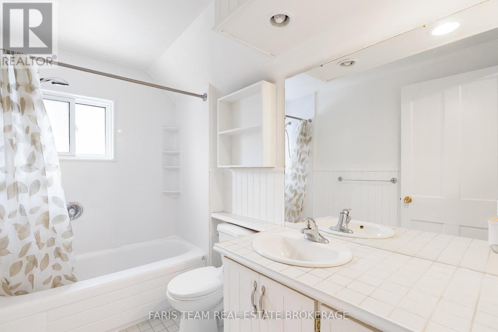 240 Laclie Street, Orillia, Ontario  L3V 4N6 - Photo 23 - S12894478