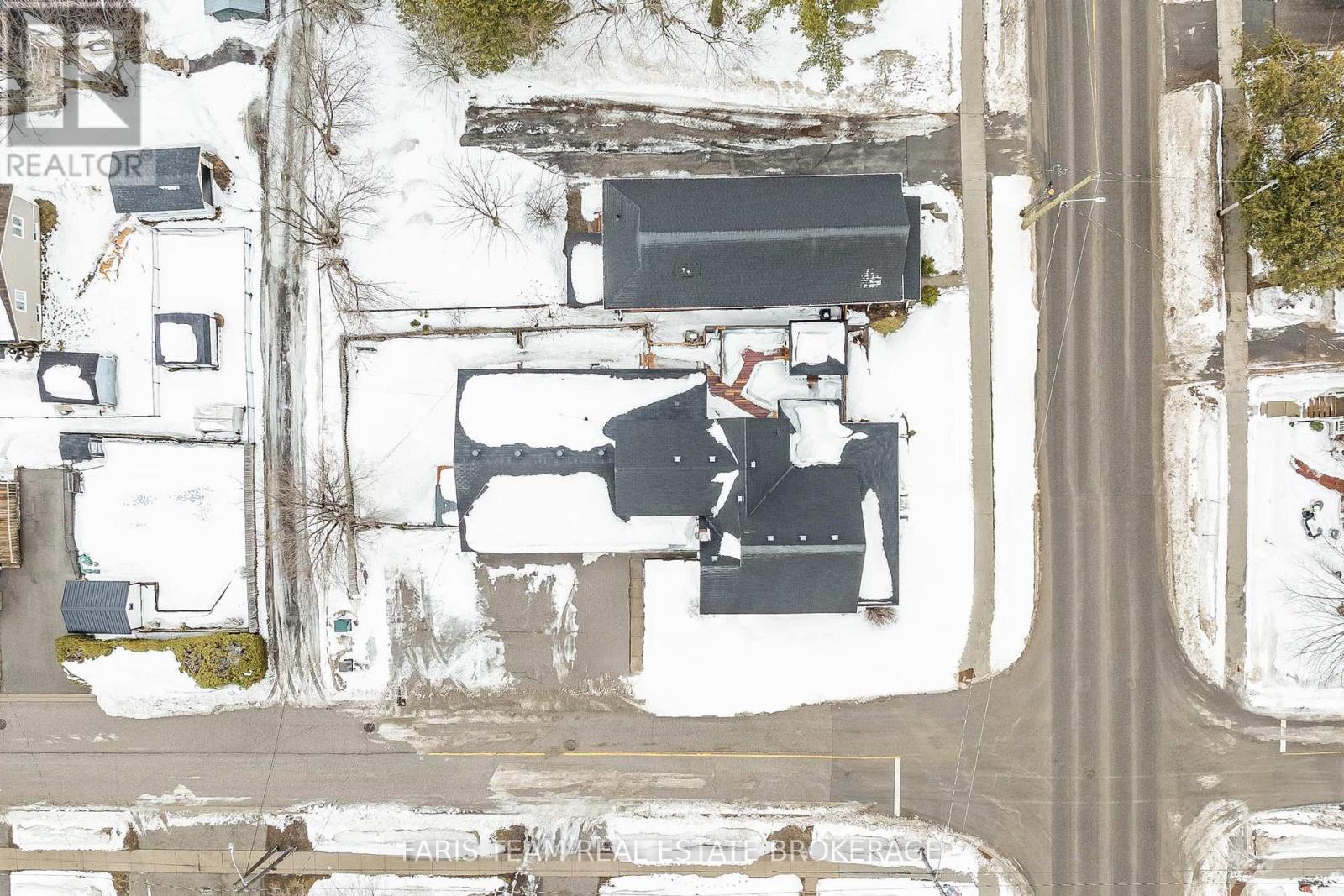 240 Laclie Street, Orillia, Ontario  L3V 4N6 - Photo 30 - S12894478