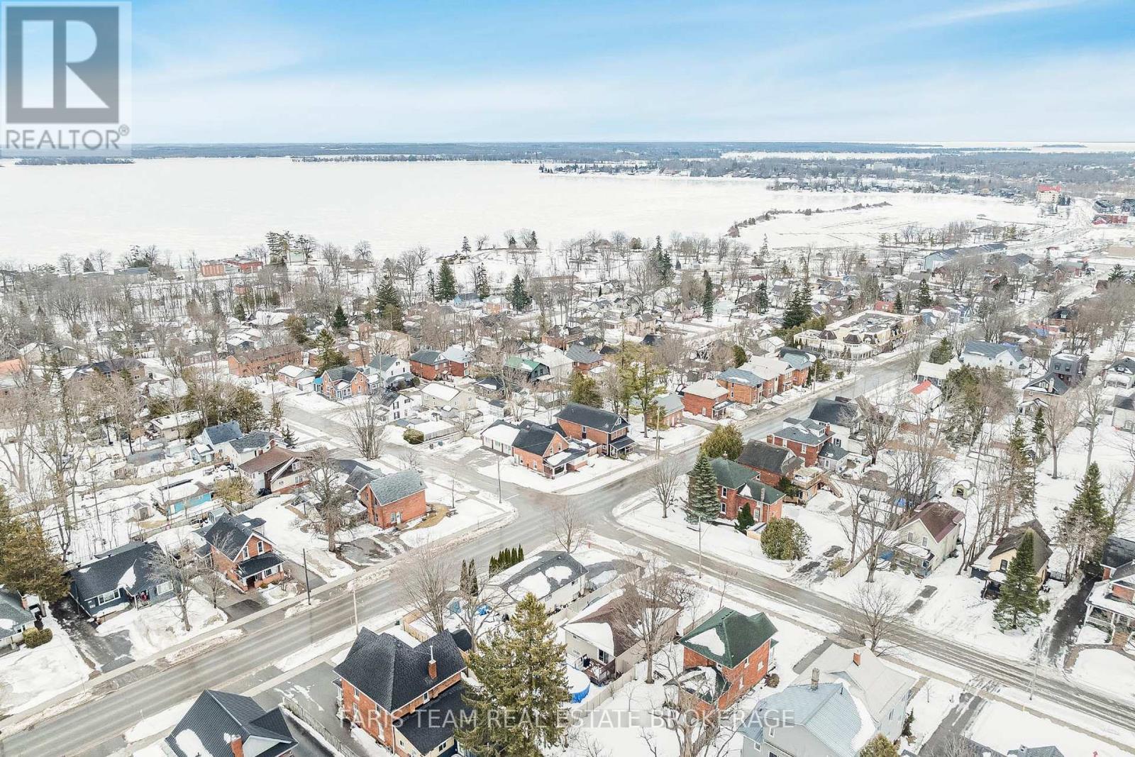 240 Laclie Street, Orillia, Ontario  L3V 4N6 - Photo 31 - S12894478