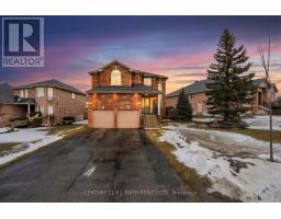 32 PRINCE OF WALES DRIVE, Barrie, Ontario