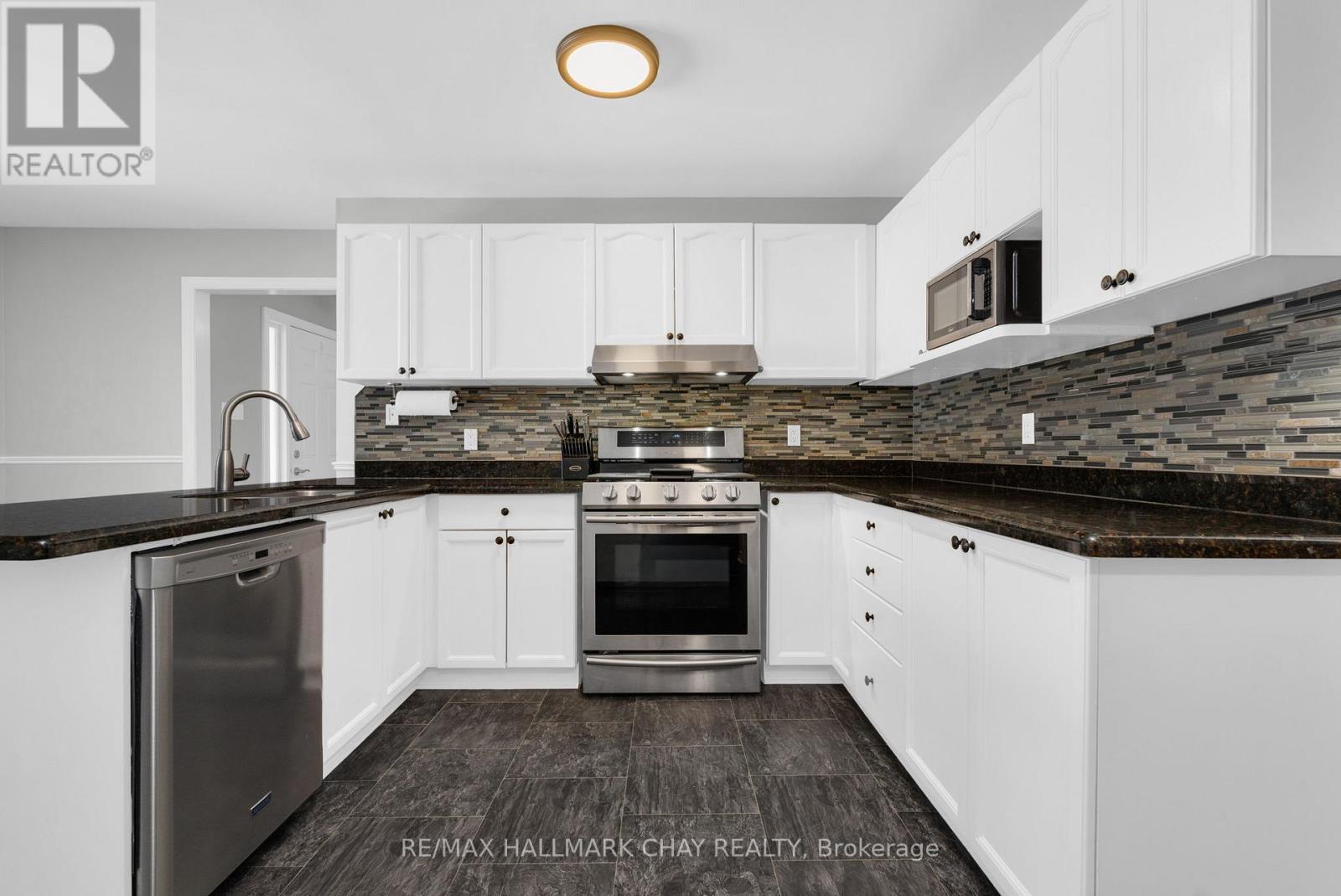 35 Eder Trail, Springwater (Snow Valley), Ontario  L0L 1Y3 - Photo 9 - S12894510