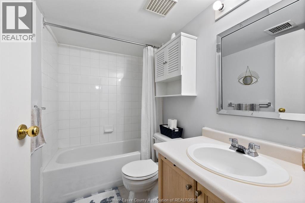 401 Grand Marais Road West Unit# 203, Windsor, Ontario  N9E 4S2 - Photo 17 - 26005616