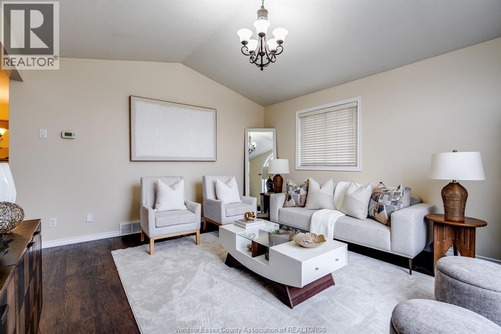 58 Sutton Drive, Leamington, Ontario  N8H 5C8 - Photo 5 - 26005482