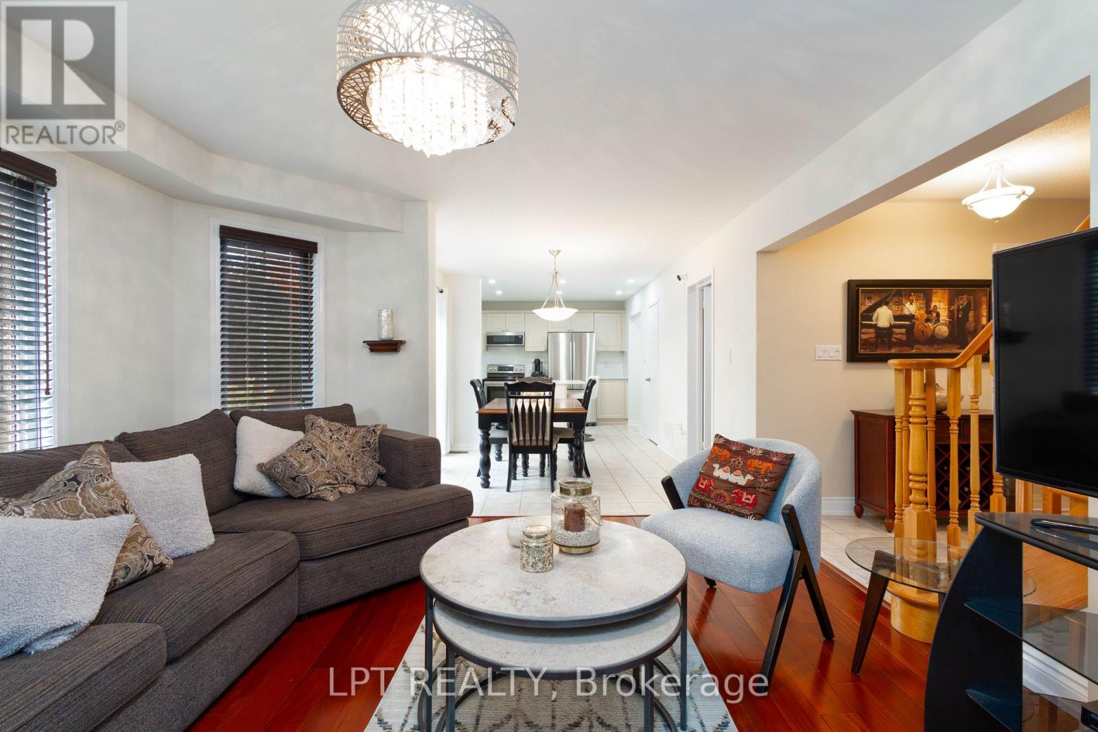 32 Fireside Drive, Brampton (Fletcher's Meadow), Ontario  L7A 1P2 - Photo 12 - W12894402