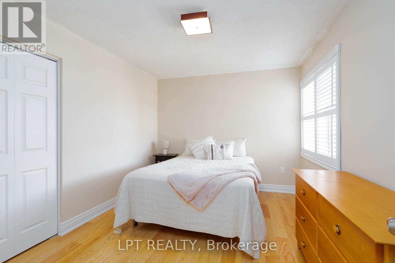 32 Fireside Drive, Brampton (Fletcher's Meadow), Ontario  L7A 1P2 - Photo 30 - W12894402