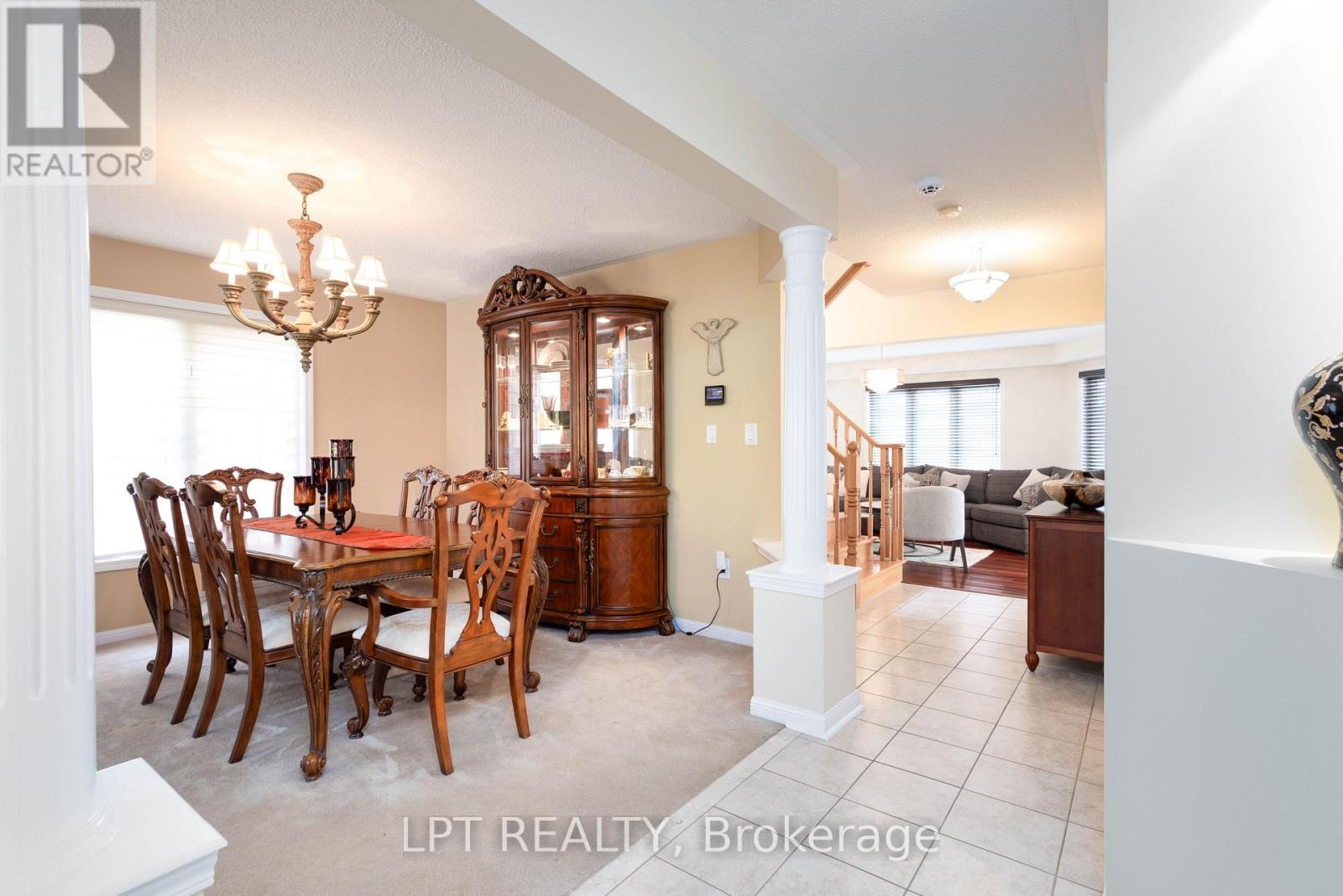 32 Fireside Drive, Brampton (Fletcher's Meadow), Ontario  L7A 1P2 - Photo 8 - W12894402