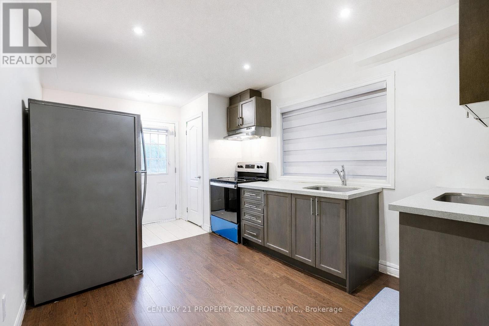 25 Hashmi Place, Brampton (Credit Valley), Ontario  L6Y 0H8 - Photo 18 - W12894470