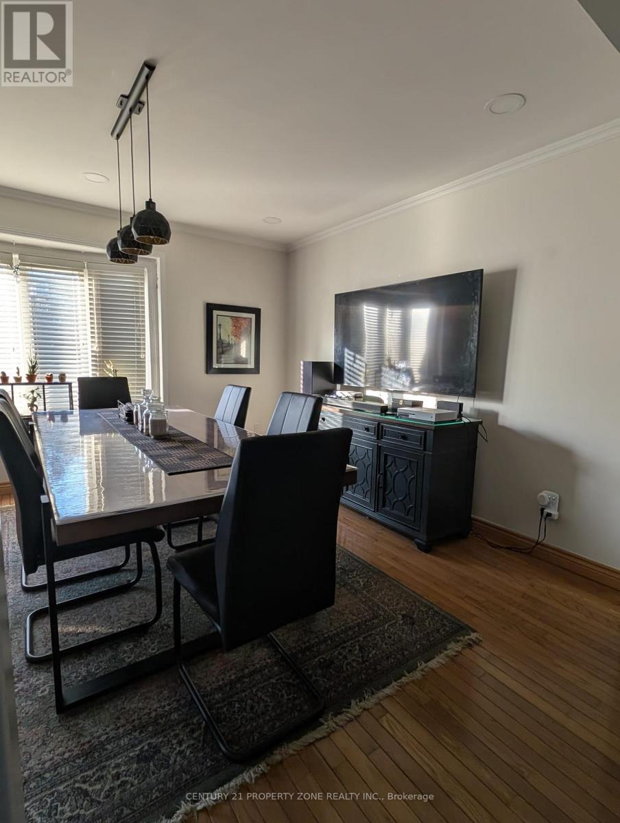 Upper - 6638 Astro Court, Mississauga (Lisgar), Ontario  L5N 7J2 - Photo 4 - W12894482