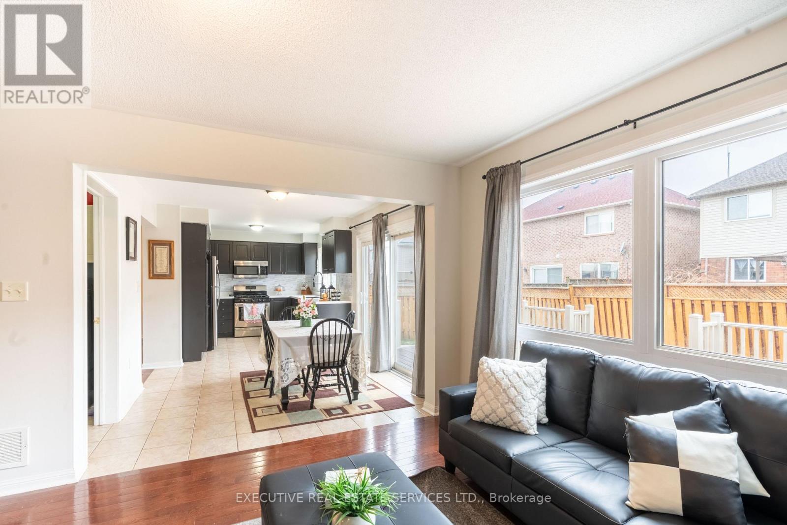 20 Wetmeadow Drive E, Brampton (Fletcher's Meadow), Ontario  L7A 2T6 - Photo 16 - W12894490