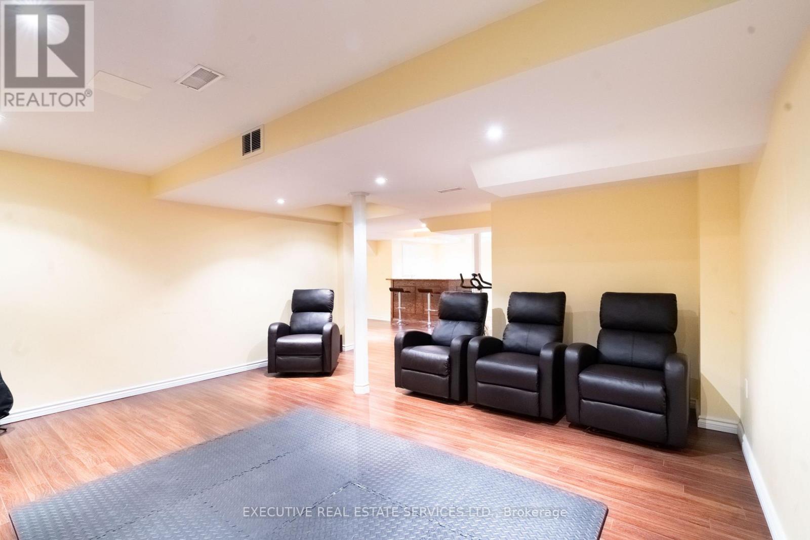 20 Wetmeadow Drive E, Brampton (Fletcher's Meadow), Ontario  L7A 2T6 - Photo 41 - W12894490