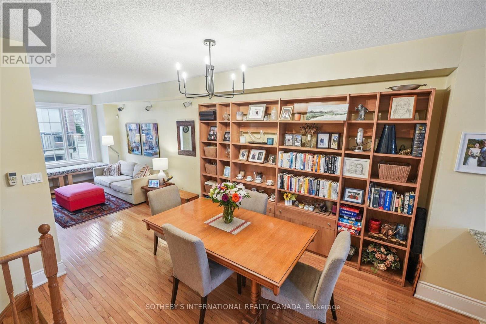 21 Streight Lane, Toronto (Islington-City Centre West), Ontario  M9B 0A3 - Photo 22 - W12894502