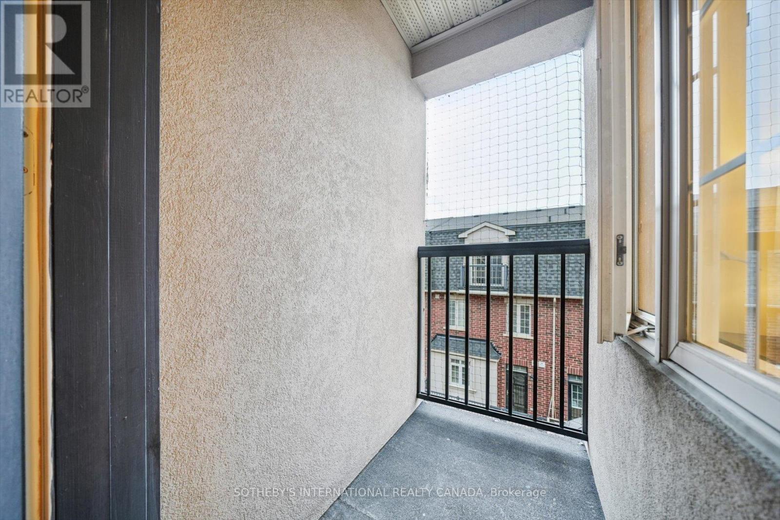 21 Streight Lane, Toronto (Islington-City Centre West), Ontario  M9B 0A3 - Photo 38 - W12894502