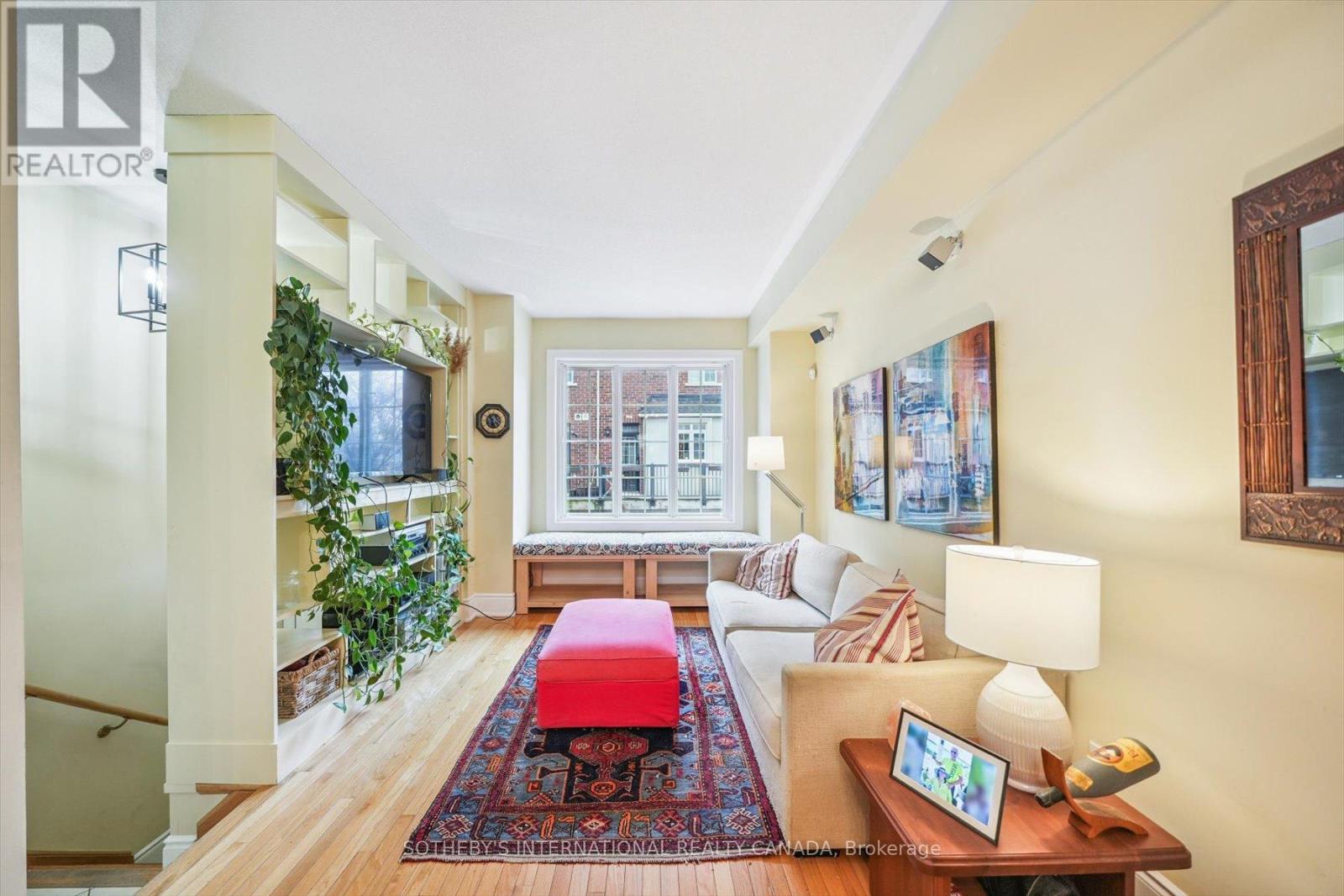 21 Streight Lane, Toronto (Islington-City Centre West), Ontario  M9B 0A3 - Photo 9 - W12894502