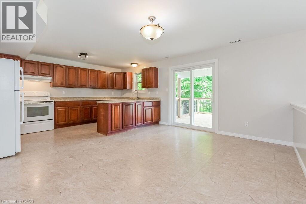 353 Wellington Street E, Mount Forest, Ontario  N0G 2L2 - Photo 18 - 40812730