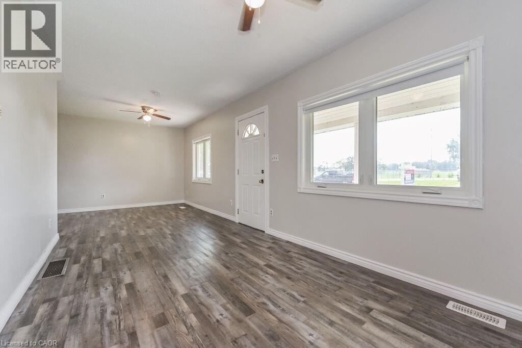 353 Wellington Street E, Mount Forest, Ontario  N0G 2L2 - Photo 7 - 40812730