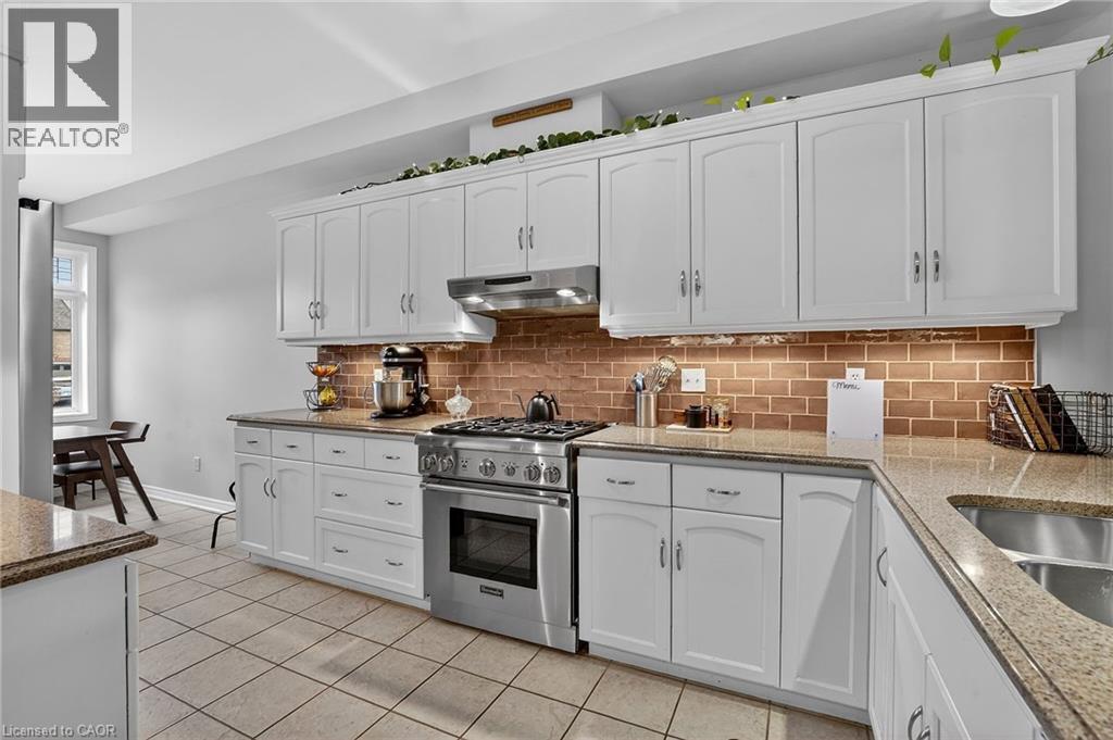 6 Conrad Place, Grimsby, Ontario  L3M 5S5 - Photo 12 - 40812220