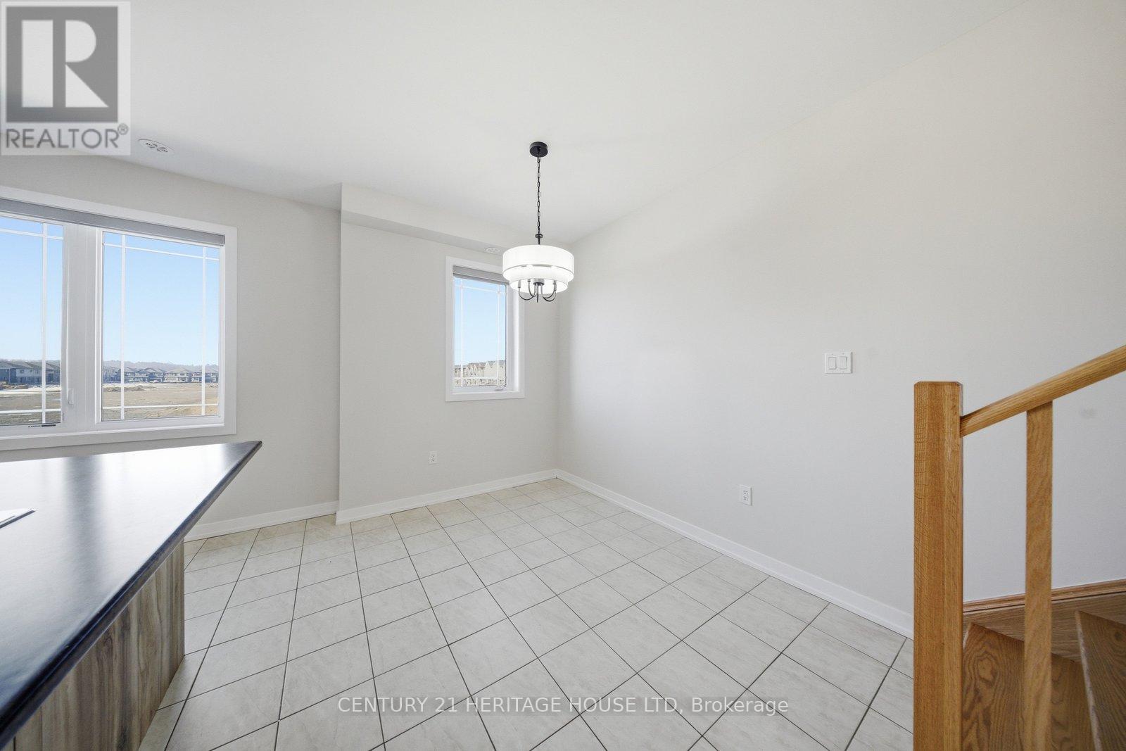 19 Baskett Street, Brantford, Ontario  N3T 0W4 - Photo 10 - X12894412