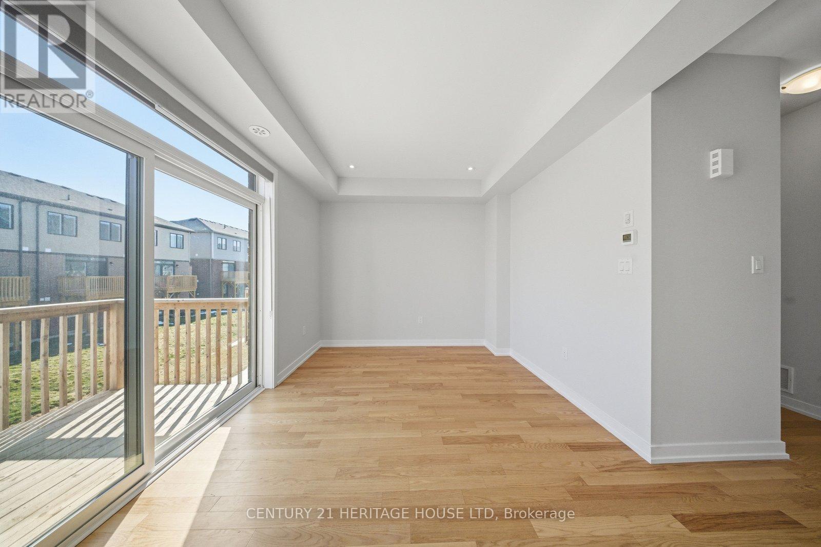 19 Baskett Street, Brantford, Ontario  N3T 0W4 - Photo 13 - X12894412