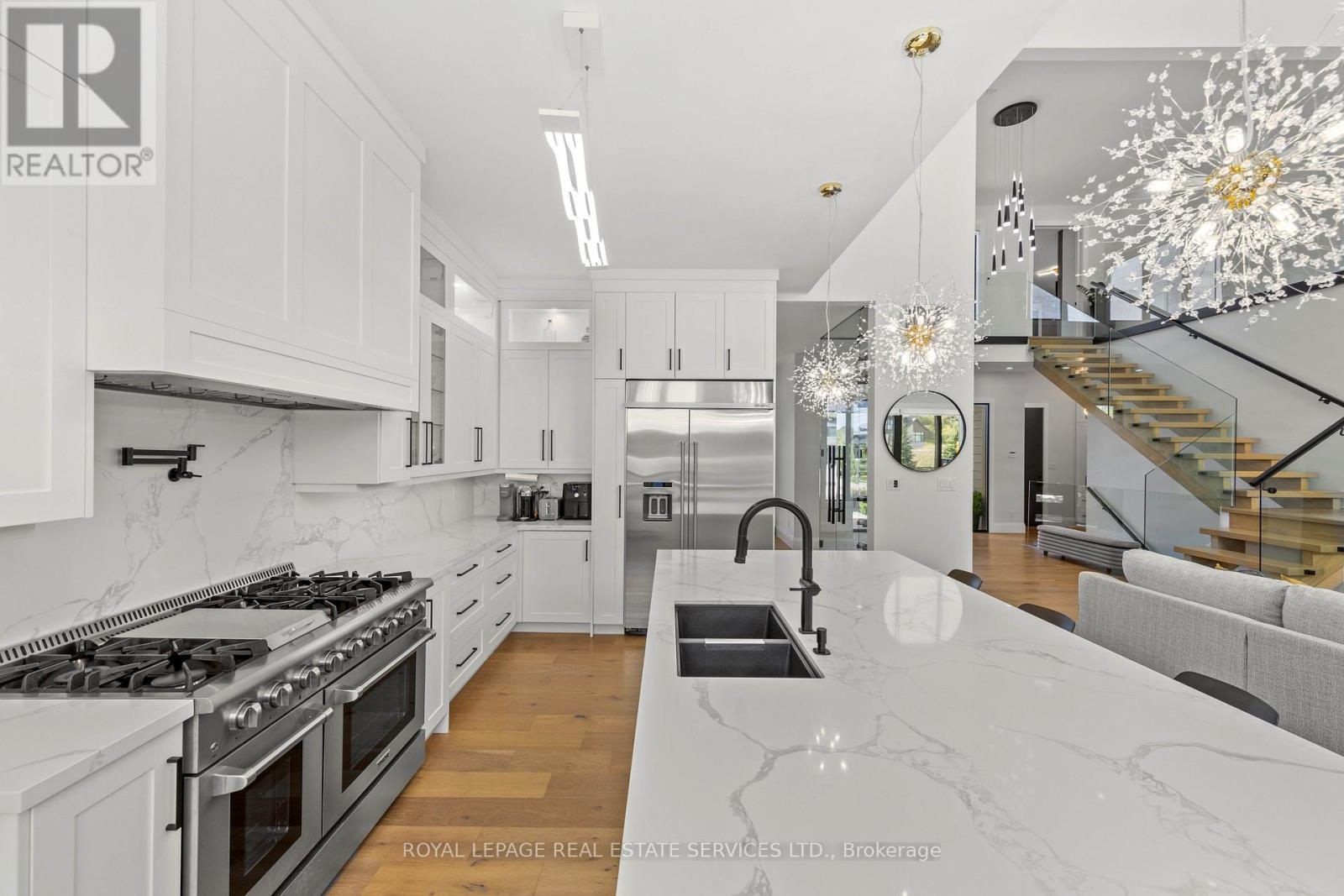 118 Barton Boulevard, Blue Mountains, Ontario  N0H 1J0 - Photo 10 - X12894418