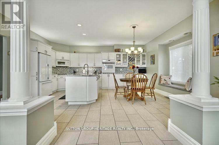 400 Front Street Sw, Kawartha Lakes (Bobcaygeon), Ontario  K0M 1L0 - Photo 18 - X12894432