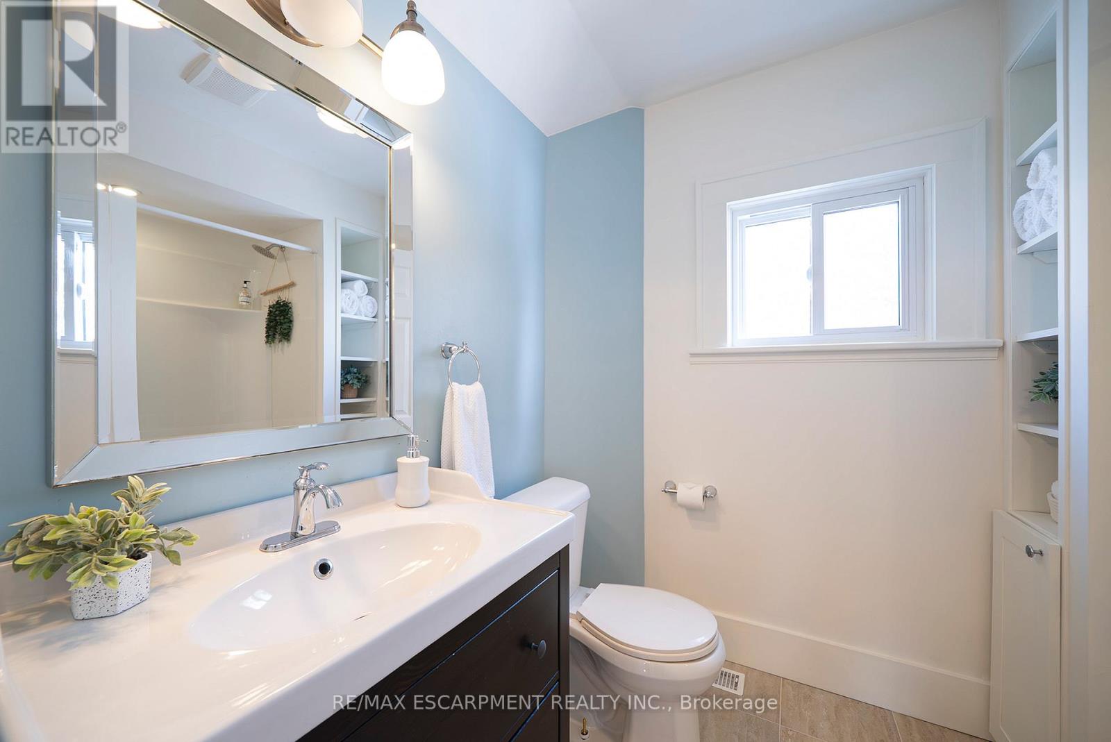 65 1/2 Dundas Street, Brantford, Ontario  N3R 1S2 - Photo 19 - X12894512