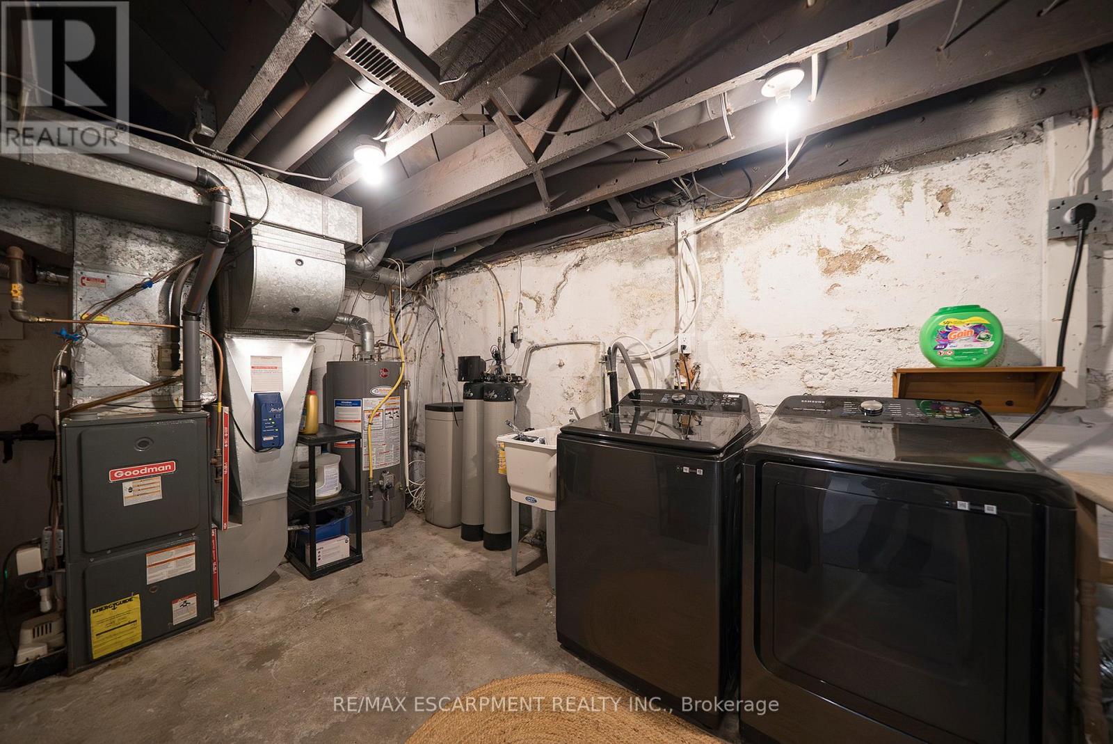 65 1/2 Dundas Street, Brantford, Ontario  N3R 1S2 - Photo 30 - X12894512