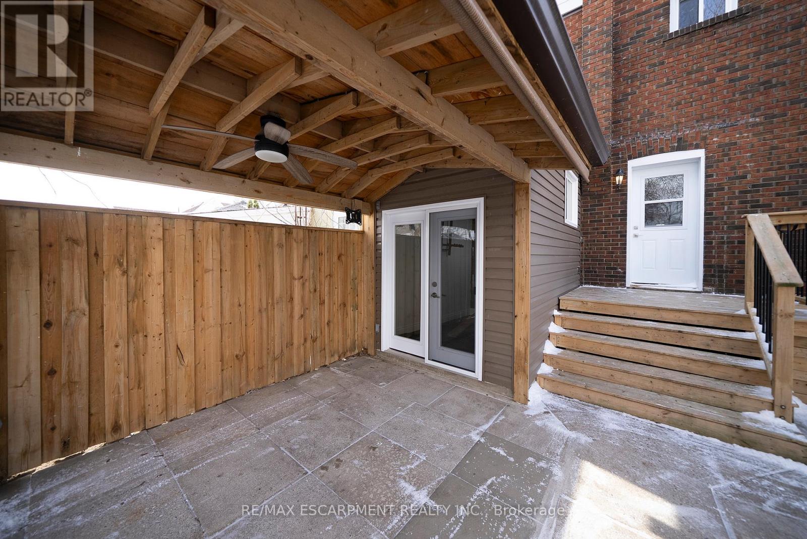 65 1/2 Dundas Street, Brantford, Ontario  N3R 1S2 - Photo 34 - X12894512