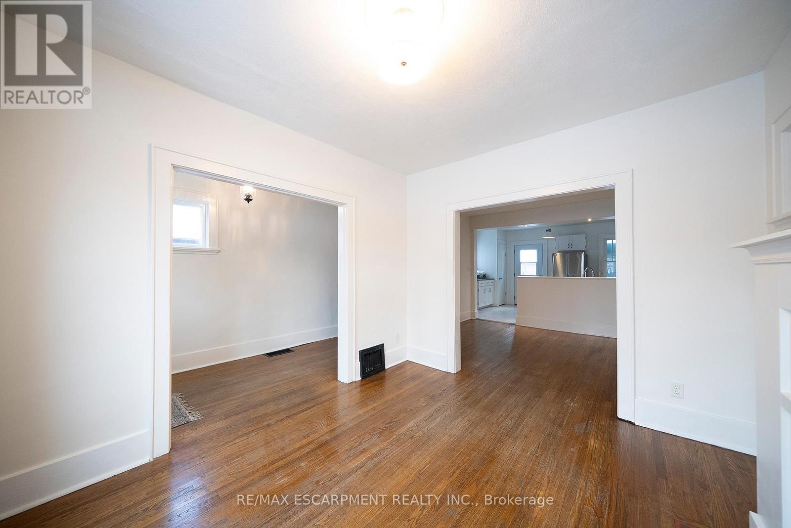 65 1/2 Dundas Street, Brantford, Ontario  N3R 1S2 - Photo 6 - X12894512