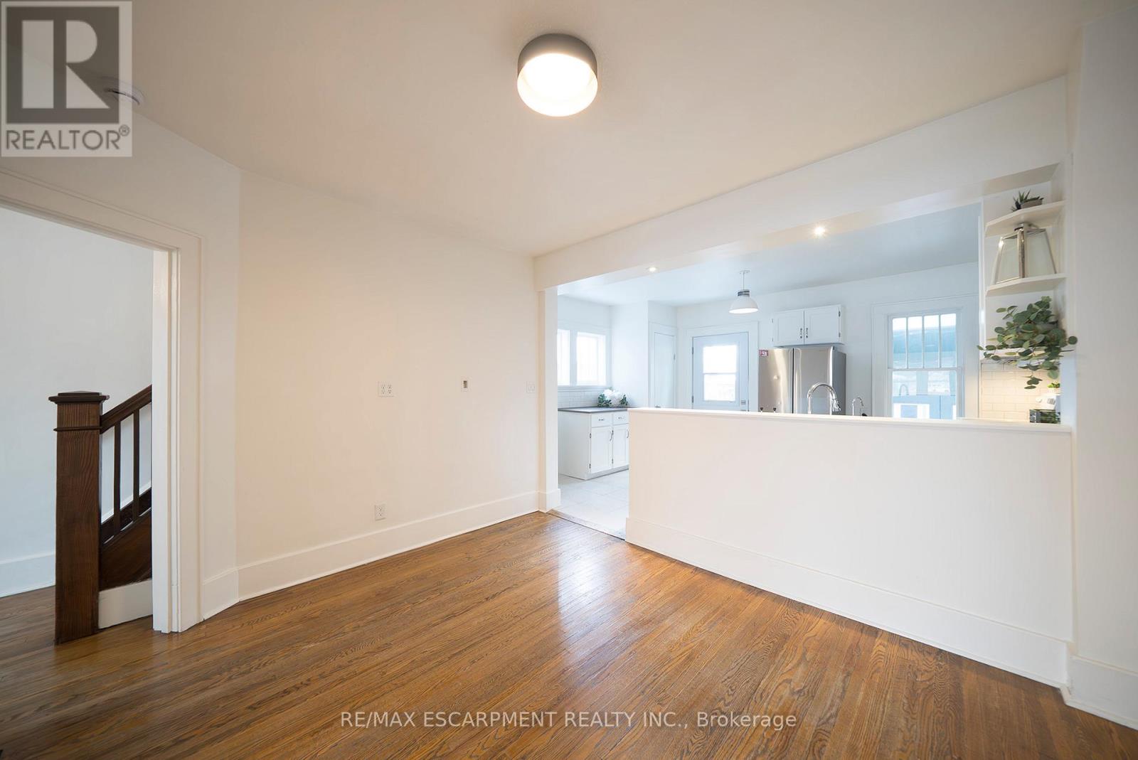 65 1/2 Dundas Street, Brantford, Ontario  N3R 1S2 - Photo 7 - X12894512