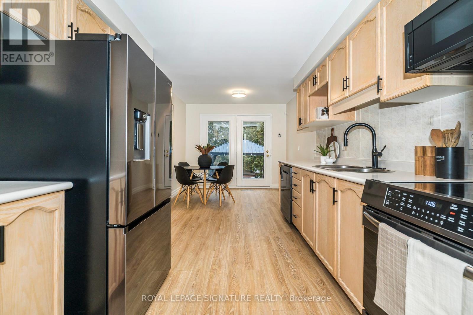 1466 Glenforest Crescent, Peterborough (Monaghan Ward 2), Ontario  K9K 2J2 - Photo 18 - X12894520