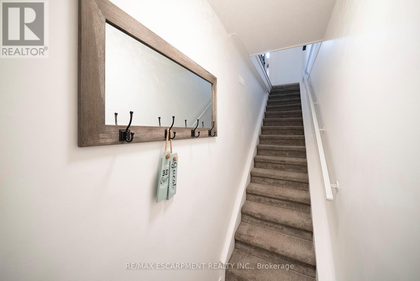 171 Drummond Street, Brantford, Ontario  N3S 6A6 - Photo 4 - X12894524