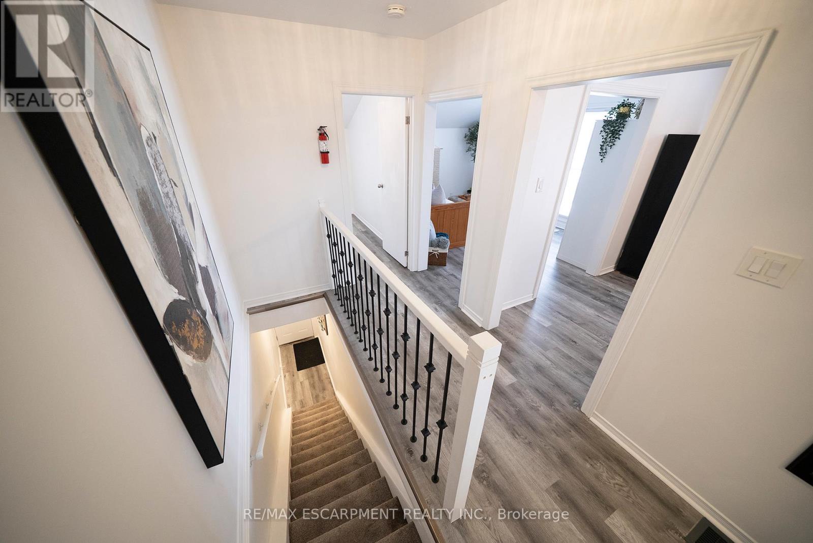 171 Drummond Street, Brantford, Ontario  N3S 6A6 - Photo 5 - X12894524