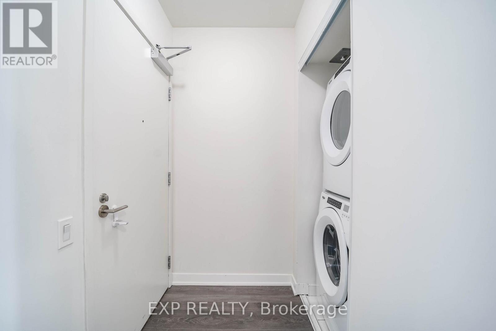 2104 - 6 Sonic Way, Toronto, Ontario  M3C 0P1 - Photo 24 - C12881978