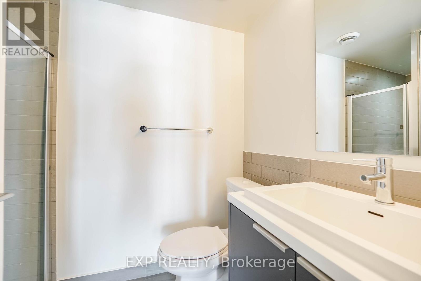 2104 - 6 Sonic Way, Toronto, Ontario  M3C 0P1 - Photo 19 - C12881978