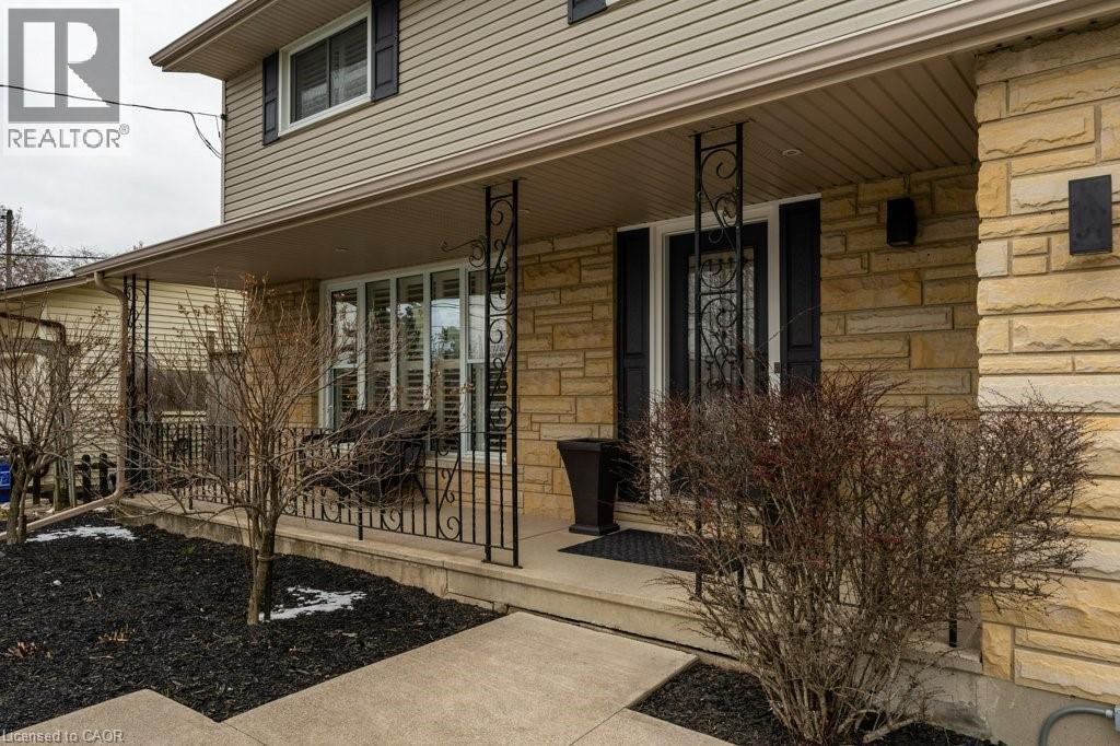 4931 Cameron Avenue, Beamsville, Ontario  L3J 0B9 - Photo 3 - 40811577